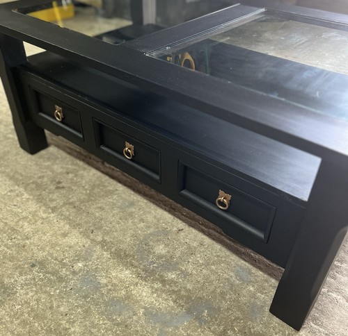Coffee table with glass - with,